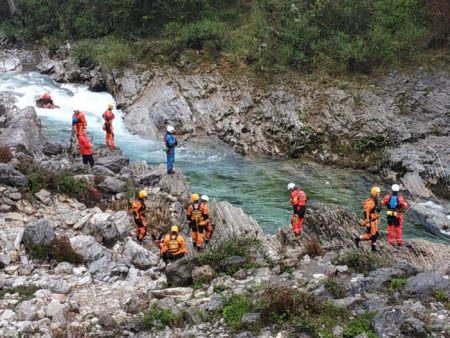 Training and exercise on protection and rescue in case of floods for rescue services from Montenegro and Albania